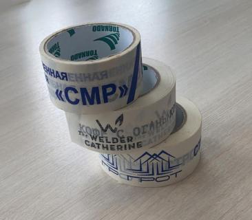 малярный скотч с логотипом